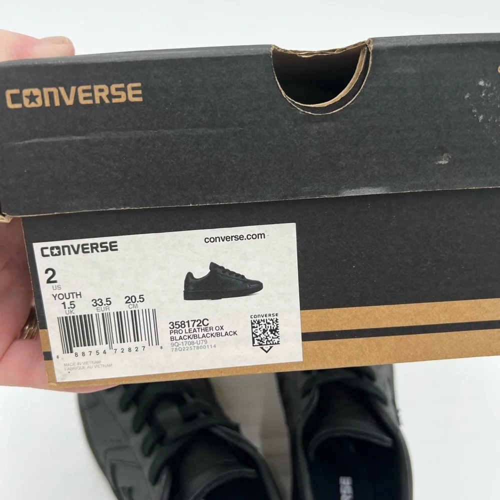 Converse Pro Leather Ox Youth Sneakers Black Black Black‎ 358172C Size 2 US